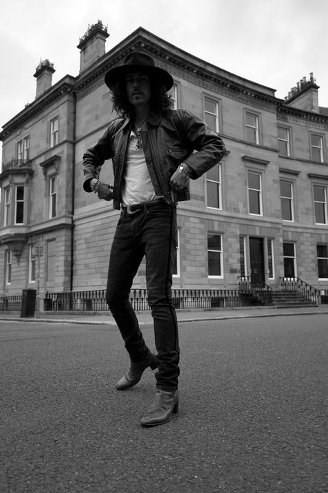 70's fashion, leather jacket, men in hats, fedora hats, fedora, john varvatos, rock n roll style, rock n roll fashion, men with long hair, rock star looks, rocker outfits, cuban heels Men In Fedora Hats, Outfits With Fedora Hats, Outfit With Fedora, Men In Hats, Rock N Roll Fashion, Rocker Outfits, Fedora Outfit, Fedora Hat Outfits, Hat Fashion Men