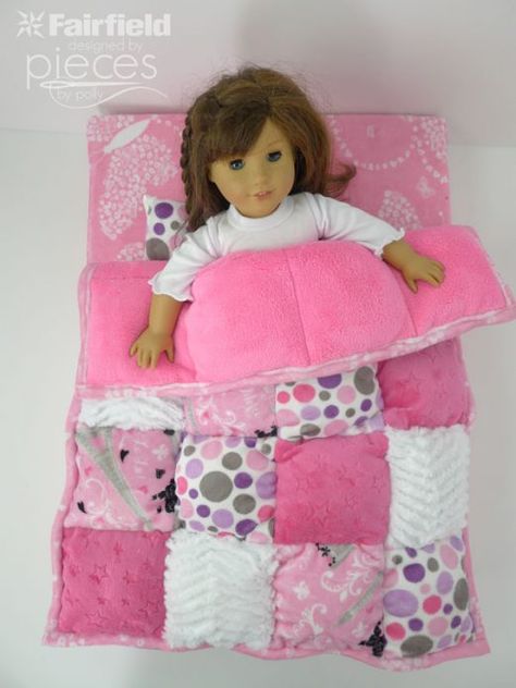 024-Doll-Puff-Quilt Doll Sleeping Bag, Doll Bedding, Doll Quilts, American Girl Doll Diy, Puff Quilt, Doll Clothes Patterns Free, American Girl Doll Patterns, American Girl Doll Clothes Patterns, Dolls Clothes Diy