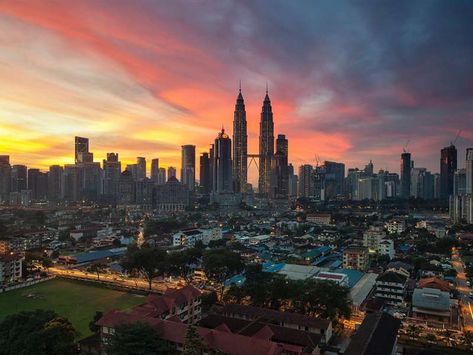 Kuala Lumpur Tour Package from Patiala Hotel Kuala Lumpur, Solo Travel Destinations, Bahasa Melayu, Travel Humor, Travel Locations, Tour Packages, International Travel, City View, Kuala Lumpur