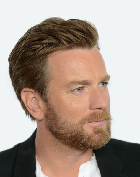 Beards are the new black. Check out our top 11 hairstyles for men with beards to stay fashionable in 2016 and beyond. [Bearded Men Hairstyles] Beard Images, Mens Medium Length Hairstyles, Mens Hairstyles With Beard, Side Swept Hairstyles, Mens Hairstyles Medium, Beard Hairstyle, Ewan Mcgregor, Corte De Cabelo Masculino, Boys Haircuts