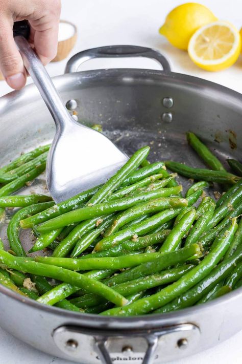 Eating Well Quick And Easy Green Beans, How To Sauté Green Beans, Sauteed Fresh Green Beans, Saute Fresh Green Beans, Pan Cooked Green Beans, Green Bean Stove Top, Whole Green Beans Sauteed, Green Beans In Frying Pan, Green Beans Recipe Sauteed