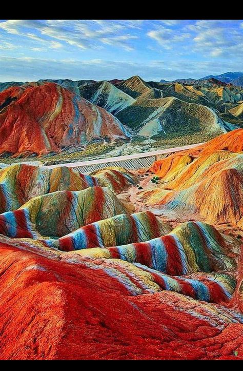 Maidu Tribe, Zhangye Danxia Landform, Danxia Landform, Zhangye Danxia, Rainbow Mountains Peru, Rainbow Mountains, Desert Nomad, Rainbow Mountain, Magical Rainbow