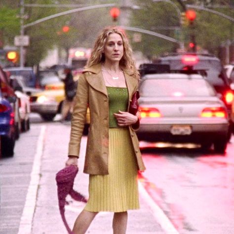 hannah on Twitter: "underrated Carrie Bradshaw outfit https://t.co/gmkSiUtMcK" / Twitter Carrie Bradshaw Outfits, Carrie Bradshaw Style, Stylish People, Nyc Girl, Outfit 90s, City Outfits, Clothing Details, Fashion Tv, Carrie Bradshaw