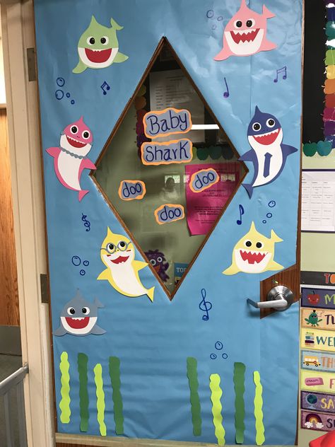 Baby shark decoration door 🚪 for classroom Door For Classroom, Front Door Halloween Decorations, Door Halloween Decorations, Ideas For Baby Room, Christmas Door Ideas, Shark Decorations, Fall Classroom Door, Classroom Wreath, Preschool Door