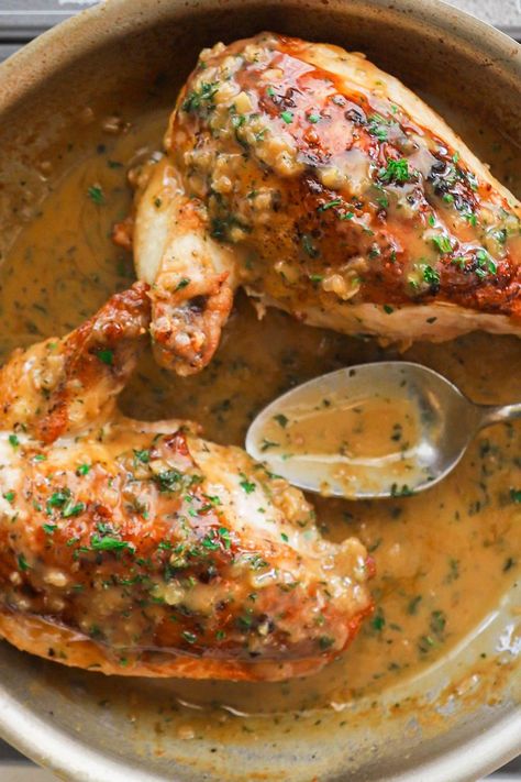 Airline Chicken, Airline Chicken Breast, Juicy Chicken Breast Recipes, Chicken Breast Recipes Dinners, Easy Skillet Chicken, Wing Sauce Recipes, Chicken Wing Sauces, Cooking Whole Chicken, Pan Sauce