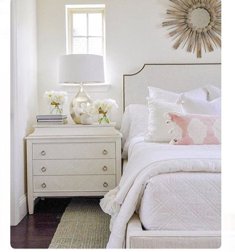 love a crisp white bed with ‘everything’ all tucked in around the mattress. 🙌 these @gabbydecor dressers are some of my faves too! design… White Bedroom Design, Small Bedrooms, Bedroom Refresh, Bedroom Designs, White Furniture, Night Stand, White Bedroom, Home Interiors, Beautiful Bedrooms