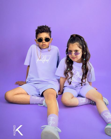 Kids Athleisure, White Tshirt Dress, Urban Kids, Logo Tshirt, Kids Activewear, Oversize Sleeves, Kim Kardashian Style, The Big Bang Theory, Kids Wardrobe