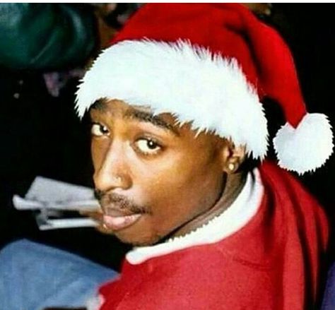 Tupac Santa baby Tupac Photos, 90s Rappers Aesthetic, Tupac Wallpaper, 90s Rappers, Tupac Pictures, Hip Hop Classics, 90s Rap, Snoop Dog, Gangsta Rap