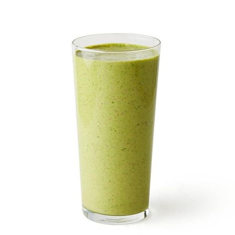 Strawberry-Banana Green Smoothie Banana Green Smoothie, Banana Protein Smoothie, Almond Smoothie, Banana Protein, Dessert Smoothie, Smoothie Healthy, Healthy Green Smoothies, Grocery Foods, Avocado Smoothie