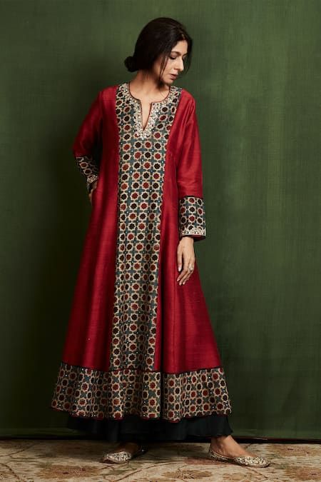 Silk Kurti Designs, Women Kurta, Designer Kurti Patterns, Gaun Fashion, Simple Kurti Designs, Long Kurti Designs, Cotton Kurti Designs, Palazzo Set, Dress Design Patterns