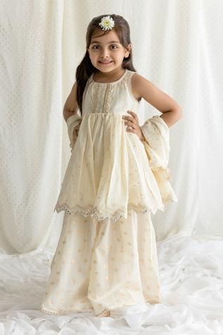 Shop for Chotibuti Ivory Embroidered Kurta Sharara Set For Girls Online at Aza Fashions Eid Outfits For Kids, Kids Sharara Designs, Traditional Dresses For Kids, Lace Kurta, Mirror Work Lace, Indian Traditional Wear, Kids Indian Wear, Cotton Frocks For Kids, Frocks For Kids