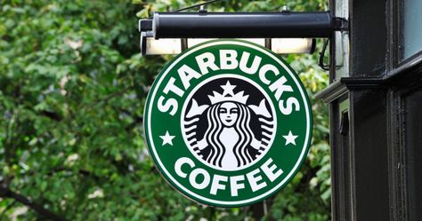 History of Starbucks and the Technology Building Its Future Best Stocks To Buy, Open Restaurant, Starbucks Locations, Healthy Starbucks Drinks, Starbucks Rewards, Fast Food Places, Starbucks Barista, Quitting Job, Free Coffee