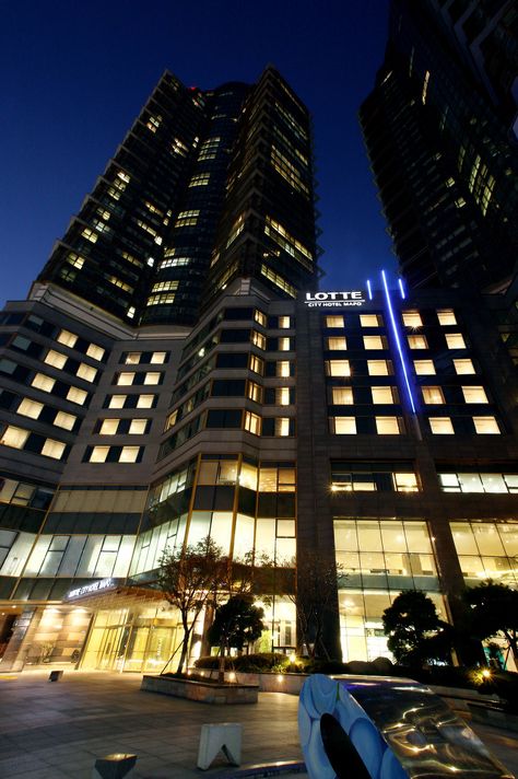 서울 롯데 호텔  - 한국 여행, 모바일가이드 Lotte Hotel Seoul, Seoul Airport, Airport Aesthetic, Hotel Trivago, Airport Hotel, Marriott Hotels, City Hotel, Travel South, Future Lifestyle