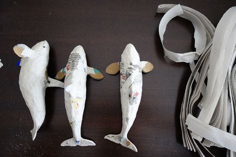 ILLUSTRATIONS, ANIMATIONS & OTHER THINGS — 2016 - This is how i made my killer whales. If you... Sea Creatures Crafts, Whale Crafts, Cardboard Animals, Paper Mache Animals, Fish Artwork, Cardboard Box Crafts, Whale Pattern, Plaster Crafts, Fairy Art Dolls