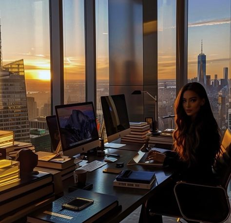 Business Woman Manifestation, Marketing Director Aesthetic, 6 Am Aesthetic, Consulting Aesthetic, Ceo Woman Aesthetic, Powerful Business Woman Aesthetic, Women With Laptop, Passion Aesthetics, Boss Woman Aesthetic