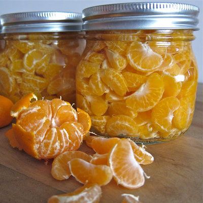 Hallelujah! Can Mandarin Oranges, Canning Fruit, Canned Foods, Canning Food Preservation, Canned Food Storage, Canning Tips, Mandarin Oranges, Home Canning, Dehydrated Food