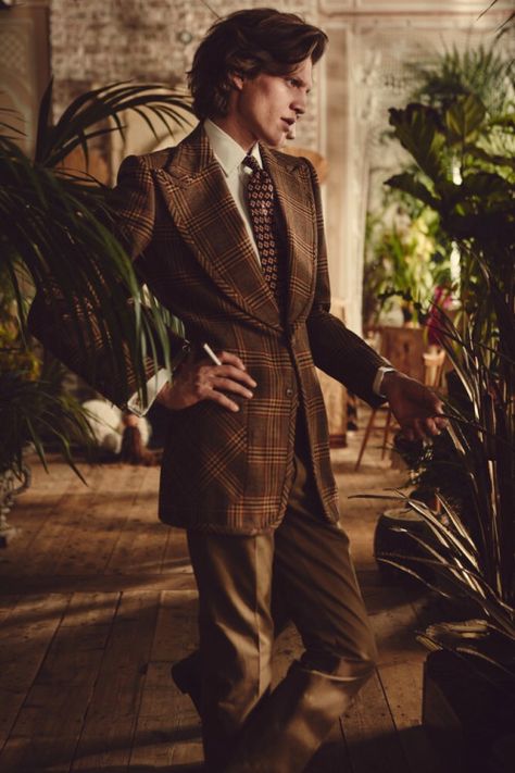 Classy Men Outfits, Costume Beige, Academia Outfits, Boots Chelsea, Classy Men, Vintage Suits, Pose Reference Photo, Men Vintage, Gentleman Style