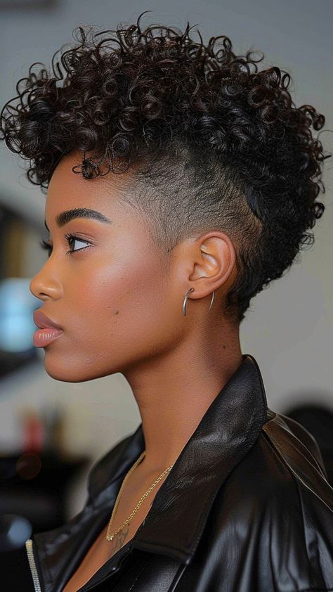 9000+ hair styles, long hair styles, hair color, Trendy and Unique Hairstyle --- Wedding Hair, Girl Hair Woman Faded Sides Women Black, Curly Hair Fade Women, Short 3c Curly Hair Pixie Cuts, Pixie Cut Black Women, Women With Round Faces, Short Haircuts For Black Women, Master Barber, Haircuts For Black Women, Natural Afro