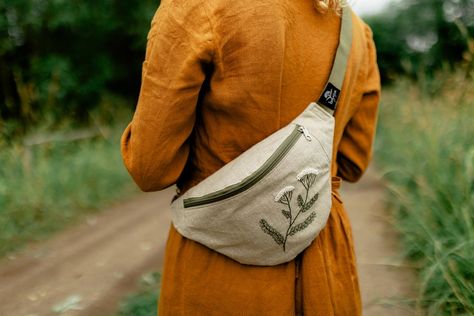 Hand Embroidered Belly Bag, Fanny Pack With Yarrow and Meadow Motifs, Linen Hip Pack - Etsy Yarn Tote Bag, Concert Bags, Linen Bags, Belly Bag, Knit Purse, Hip Pack, Cotton Curtains, Personalised Canvas, Linen Bag