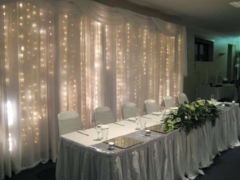 Head Table Wedding Backdrop, Wedding Backdrop Lights, Head Table Backdrop, Head Table Wedding, Wedding Reception Backdrop, Head Tables, Curtain Backdrops, Light Backdrop, Lights Wedding