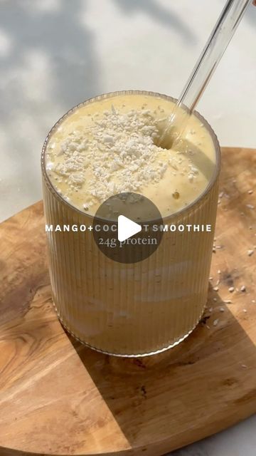 Rosa 🌺 | WOMENS HEALTH + WEIGHT LOSS COACH on Instagram: "MANGO & COCONUT SMOOTHIE 🥥🥭 a perfect on the go breakfast or quick snack - 24g of protein ✨

1 handful frozen mango 
200g 0% Greek yoghurt 
Half a banana 
1tsp chia seeds 
1/2 tsp turmeric (feel free to leave this out! Just added because it’s full of health benefits 🌞) 
Splash of coconut water 

+ BLEND ✨

For 100+ high protein, balanced meals head to the link in my bio to download my recipe app NOURISH 🥑💛🫶🏼

#healthymealideas #mealprep #lunchideas #mealinspo #highproteinrecipe #highproteinlunch #mealinspo #highprotein #mealpreprecipes" Mango Chia Smoothie, Mango Protein Shake, Mango Oats Smoothie, Pina Colada Protein Smoothie, Couple Prayer, Mango Coconut Smoothie, Tropical Smoothie Chia Banana Boost, Healthy Nutella, On The Go Breakfast