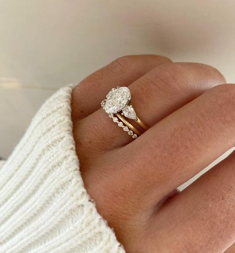 Wedding Bands Three Stone Ring, Engagement Setting Ideas, Three Rings Wedding Set, Wedding Band Three Stone Ring, Wedding Bands For 3 Stone Oval Rings, Platinum Gold Rings, Wedding Bands For Oval Diamond, Oval With Pear Side Stones With Wedding Band, Oval Ring With Side Stones And Wedding Band