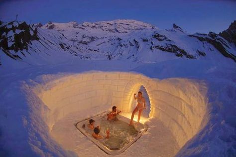 7.) This looks like an awesome vacation spot. A hot tub inside of a roofless igloo seems like a pretty good place to relax. - These Are 13 Of The Coolest Igloos From Around The World Igloo Village, Luxury Lifestyle Travel, Engelberg, Luxury Boat, Jacuzzi Outdoor, Chill Pill, Hot Tub Outdoor, Beautiful Places In The World, Travel Lifestyle