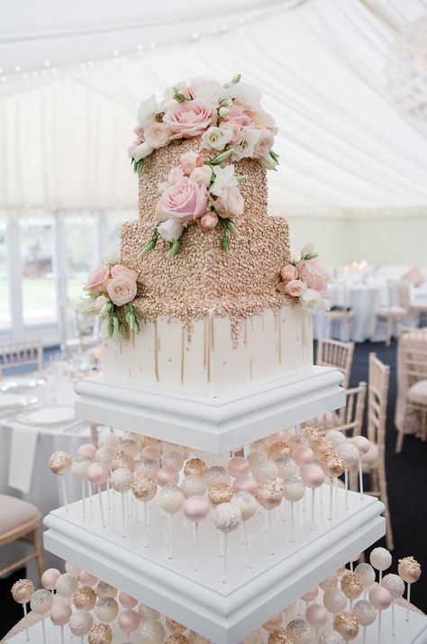 Fancy Wedding Cakes, Rose Gold Wedding Cakes, Wedding Dress Gallery, Pronovias Wedding Dress, Romantic Wedding Cake, Dress Gallery, Fancy Wedding, Gold Wedding Cake, Wedding Cake Inspiration