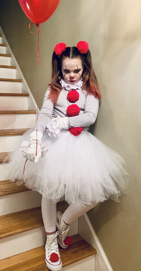 #Pennywise2019 Fashion Costume Halloween, Uhyggelig Halloween, Halloween Infantil, Clown Halloween, Baby Kostüm, Halloween Fest, Hallowen Costume, Diy Halloween Costumes Easy, Scary Halloween Costumes