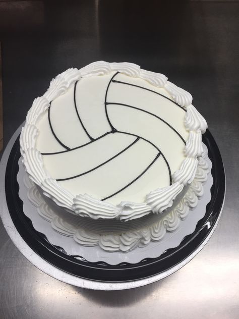 Volleyball Bday Cakes, Volleyball Cake Design, Volleyball Party Food, Volleyball Cupcakes Ideas, Birthday Cake Volleyball, Volleyball Cake Ideas, Volleyball Birthday Party Ideas, Cake Volleyball, Volleyball Birthday Cakes