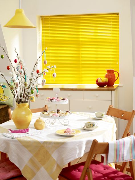 http://blog.blinds-2go.co.uk/clean-venetian-blinds/ - spruce up your aluminium venetian blinds and get them looking better than ever! Yellow Blinds, Blackout Shades, Aluminum Blinds, Honeycomb Blinds, Deep Yellow, Wood Blinds, Types Of Rooms, Venetian Blinds, Window Dressings