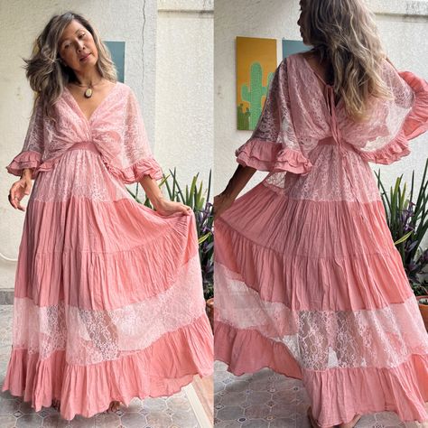 Kaftan Wedding Dress, Wedding Dress Maternity, Wedding Dress Ruffle, Kaftan Wedding, Off White Wedding Dresses, Vacation Maxi Dress, Wedding Dress Boho, Dress Kaftan, Pregnant Wedding Dress