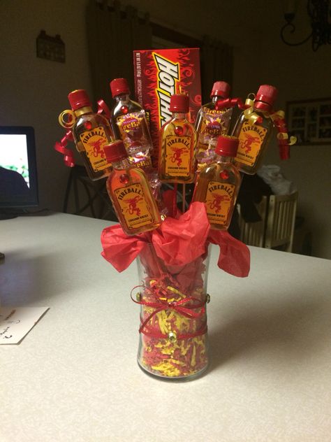 Fireball Bouquet I made for Beccas B-day.. Mini Fireball Gift Ideas, Fireball Gift Ideas, Whiskey Gift Basket, Alcohol Basket, Whiskey Gifts Basket, Booze Bouquet, Alcohol Bouquet, Booze Gift, Alcohol Gift Baskets