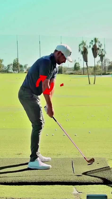 Improve your golf swing mechanics and lower your handicap with these effective exercises. Golf Lessons Swings, Golf Slice, Golf Techniques, Golf Inspiration, Golf Videos, Rory Mcilroy, Golf Drills, Golf Rules, Golf Drivers