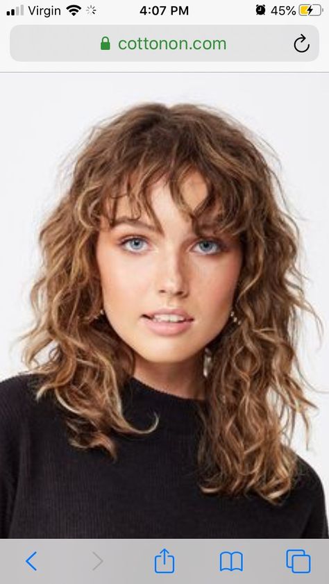 Short Layered Permed Hair, Short Wavy Hair With Bangs Loose Waves, Shag Permed Hair, Loose Curly Hair With Bangs, Loose Perm With Bangs, Natural Wavy Shag Haircut, 70s Shag Curly Hair, Permed Shag, Fringe Bangs Curly Hair