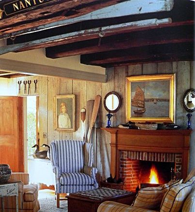 New England Style Living Room, Nantucket Decor, Nautical Home Decorating, Living Room Coastal, Nantucket Cottage, Deco Marine, Nautical Living Room, Nantucket Style, Cottage Living Rooms