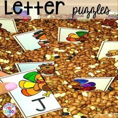 Turkey letter game! Sensory Table Fillers, November Crafts Preschool, Sensory Table Ideas, Thanksgiving Centers, Centers For Preschool, Thanksgiving Activities Preschool, Preschool Thanksgiving, November Ideas, Thanksgiving Kindergarten