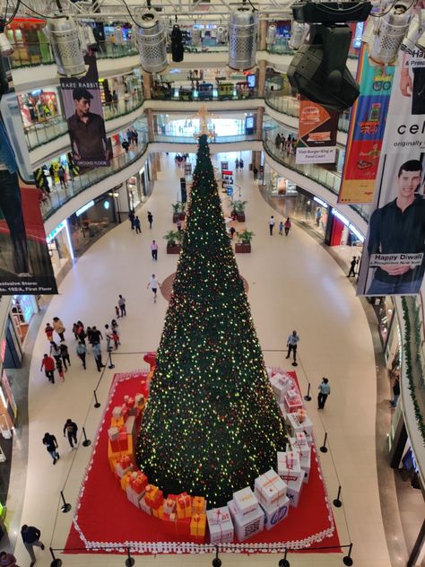 Rahul Raj Mall, Surat Vr Mall Surat Snapchat, Vr Mall Surat, Shopping Mall, Christmas Tree, Christmas, Quick Saves