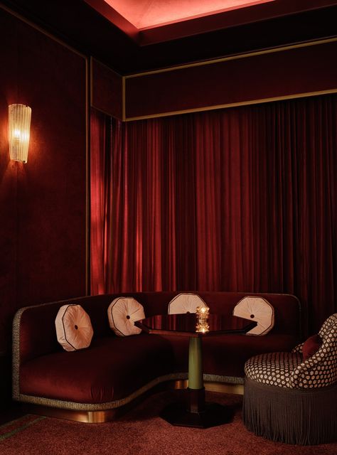 Hôtel Barrière Fouquet's, New York — MBDS Art Deco Hotel Room, Martin Brudnizki, Tribeca Nyc, Private Lounge, Vip Room, New York Hotels, Cinema Room, Top Interior Designers, Escape Room