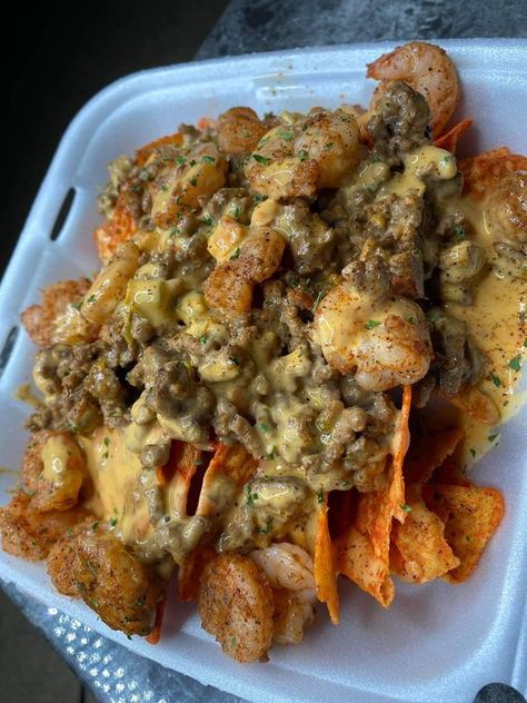 Shrimp Nachos, Soul Food Dinner, Junk Food Snacks, Cajun Shrimp, Food Babe, Delicacy Food, Food Therapy, Yummy Comfort Food, Food Recepie