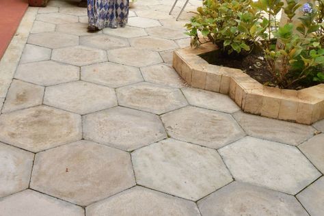 Octagon Pavers, Hexagon Pavers, Types Of Pavers, Pavers Design, Planting Grass, How To Install Pavers, Patio Pavers Design, Patio Pavers, Natural Stone Pavers