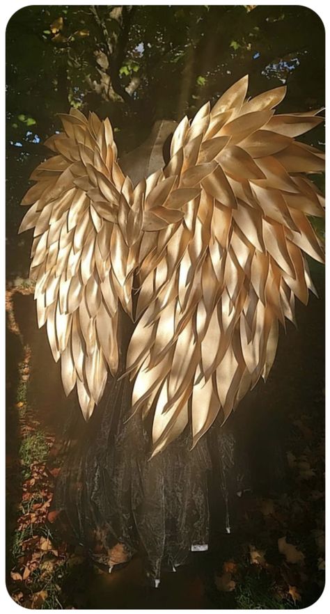 Gold Wings Angels, Angel Wings Cosplay, Angel Cosplay, Baby Shower Halloween, Wings Cosplay, Wedding Angels, Diy Angel Wings, Cosplay Wings, Angels Wings