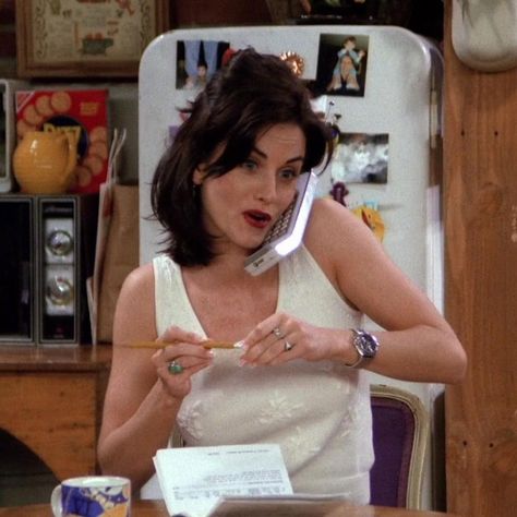 Monica Friends, Friends Best Moments, Friends Scenes, Courtney Cox, Friends Cast, Monica Geller, Friends Moments, Chandler Bing, Chuck Norris