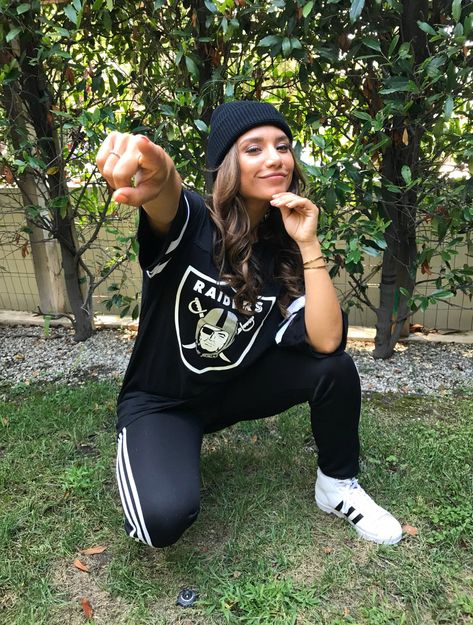 Raiders Outfits For Women, Raiders Outfit, Raiders Tattoos, Raiders Cheerleaders, Oakland Raiders Fans, Raiders Players, Raiders Baby, Raiders Girl, Oakland Raiders Football