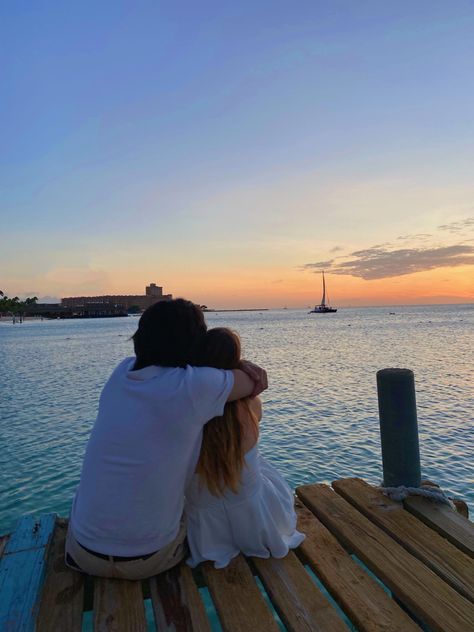 Couple On Dock Aesthetic, Couples Photos On Dock, Beach Dock Pictures, Couple Dock Photos, Dock Couple Pictures, Lake Couple Aesthetic, Summer Constellations, Dock Photoshoot, Goofy Love