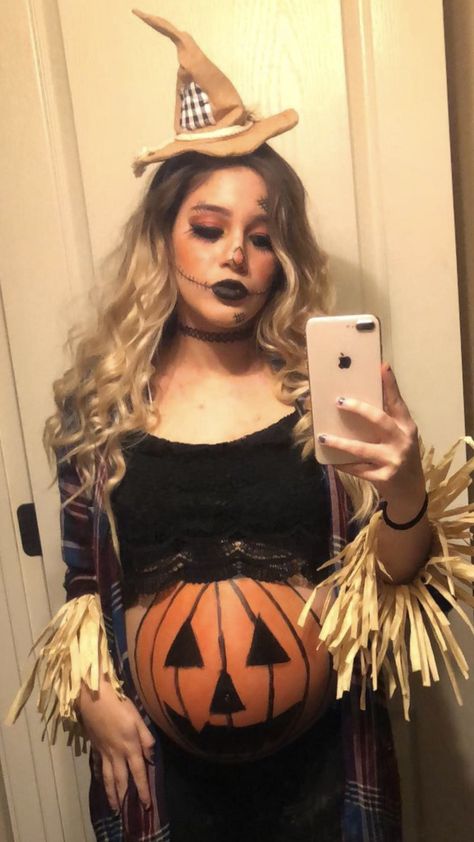 Halloween Costumes Women Pregnant, Pregnant Belly Halloween Costumes, Maternity Pumpkin Costume, Halloween Costume Pregnant Couples, Cute Pregnancy Halloween Costumes, Halloween Costumes For Pregnant Couples, Cute Costumes For Pregnant Women, Halloween Costumes Pregnant, Halloween Costume Pregnant