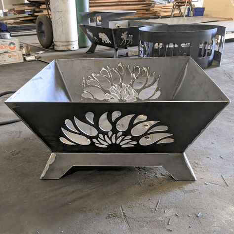 Fire Pits and Rings – Custom Metal Creations LLC Custom Metal Fire Pits, Fire Ring Metal, Welding Projects Fire Pit, Fire Pit Ideas Metal, Custom Fire Pit Metal, Welded Fire Pit Ideas, Outdoor Welding Projects, Fire Pit Metal Design, Welding Fire Pit Ideas