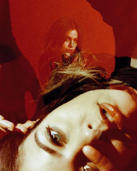 Dark Grunge Photos, Dana Trippe, Dark Grunge, Big Photo, Artist Models, Photo Design, Photography Inspo, The Magicians, Blur