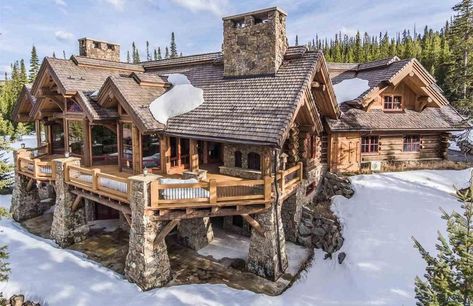 Log Cabin Mansions, Chalet House, Cabin Mansion, Log Cabin Homes, Log Home, Mountain Homes, Cabins And Cottages, A Log, Dream House Exterior