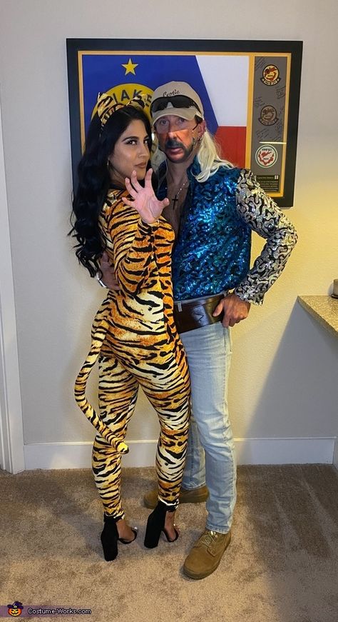 Tiger King And Carol Baskin Costume, Couples Animal Costumes, Tiger King Costume Couple, Tiger Couple Costume, Tiger King Couples Costume, Joe Exotic And Carol Baskin Costume, Tiger King Halloween Costume, Cheech And Chong Costumes, Tiger King Costume